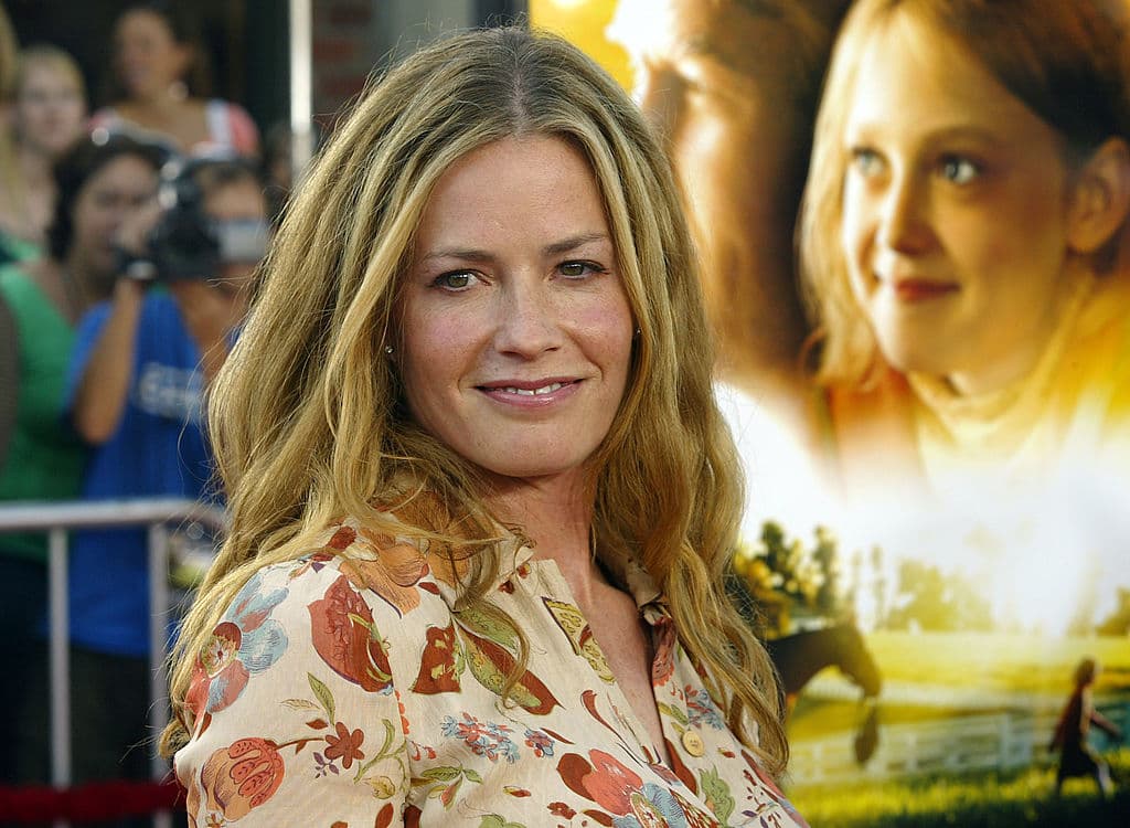 Un grupo de vigilantes que se hacen llamar "The Boys" decide hacer todo lo posible por frenar a los superhéroes que están perjudicando a la sociedad, independientemente de los riesgos que ello conlleva.
<br>