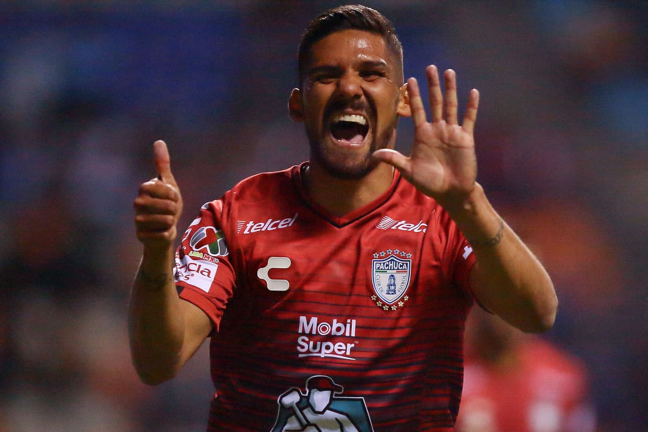 Seis goles ha marcado con el pie izquierdo, 21 con la cabeza y 43 con el pie derecho, siendo su mayor fortaleza.