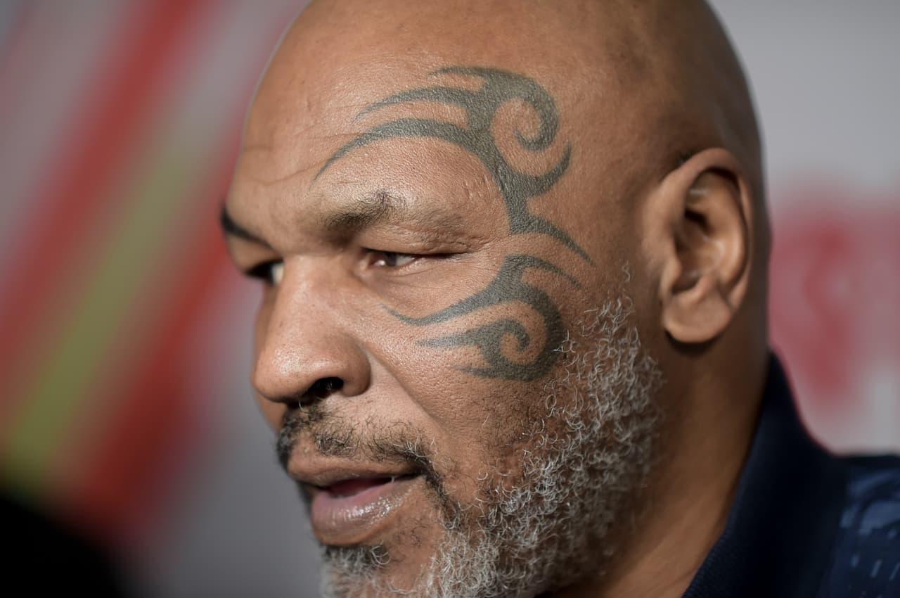 Mike Tyson golpeó a siete mujeres por estar "paranoico"