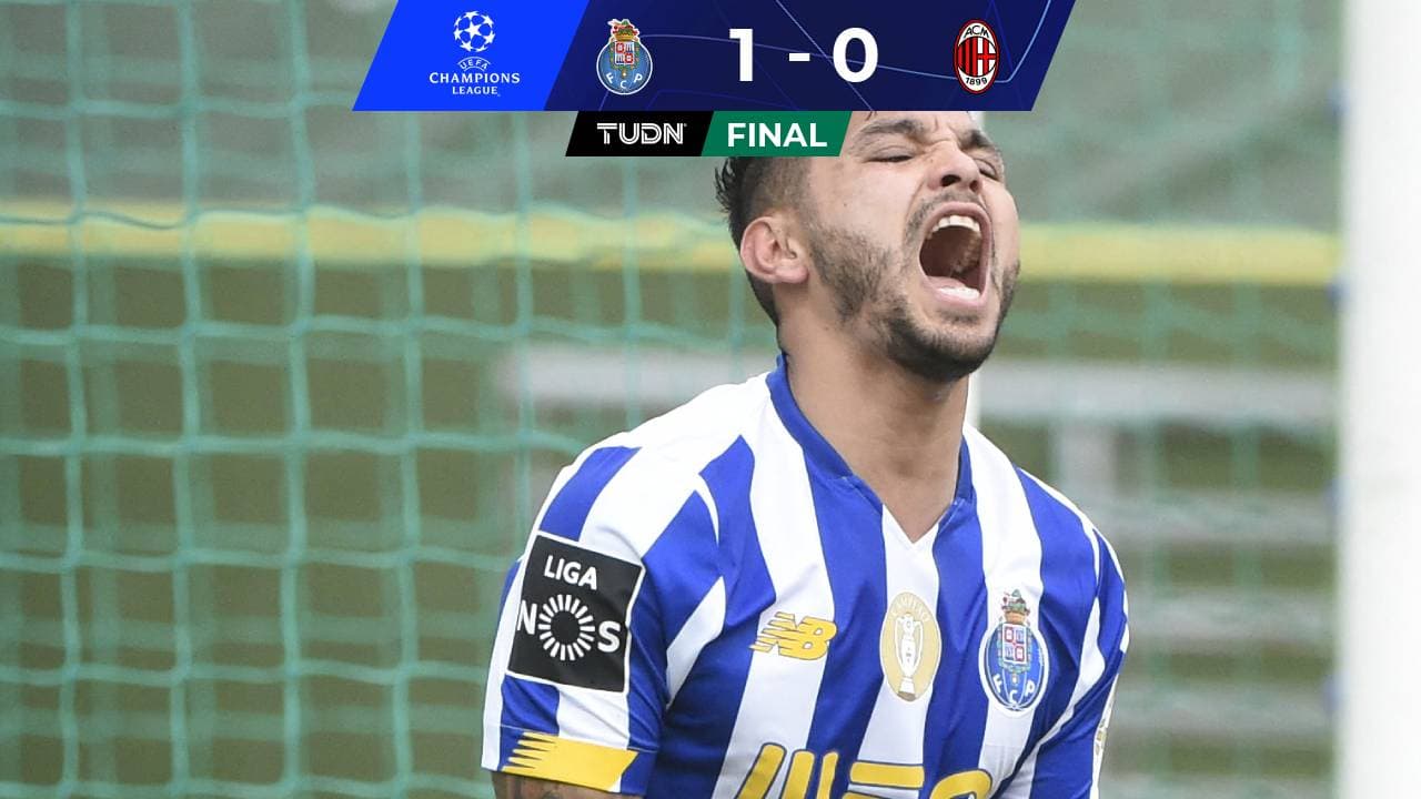 'Tecatito' Corona participa en la victoria del Porto sobre el Milan por 1-0 en la Champions League.
