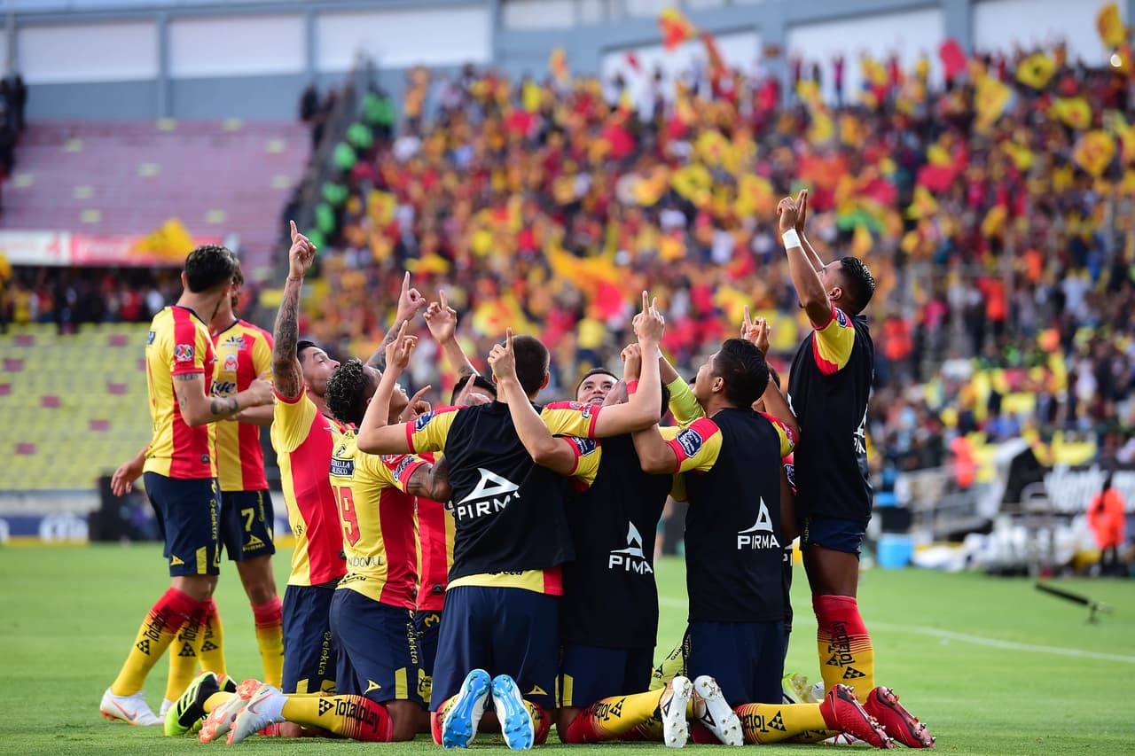 Morelia celebró su rimer triunfo en el Apertura 2018 con un 3-1 contundente contra el campeón Santos Laguna en la segunda fecha de la Liga MX.