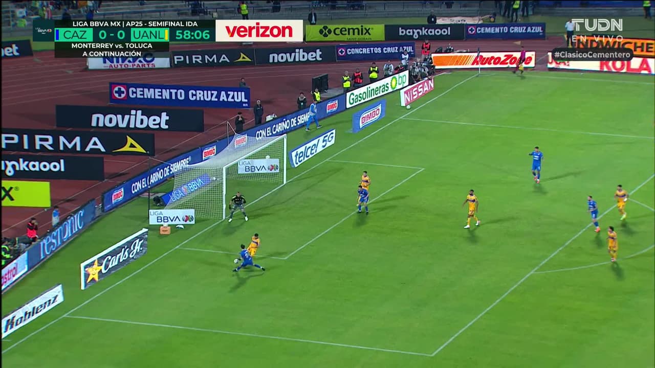 ¡TIRO ATAJADO! disparo por Carlos Rotondi.