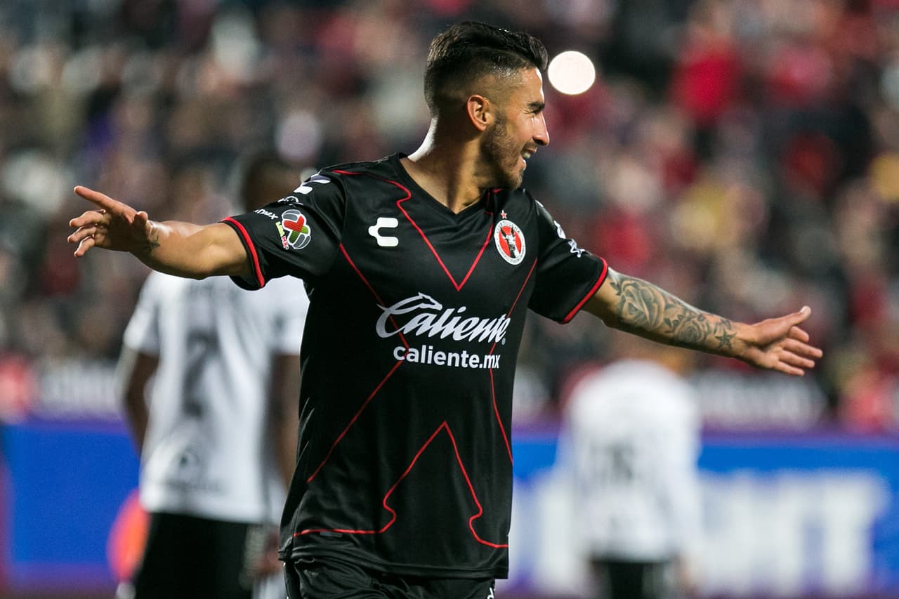 Así llegó muy pronto el 2-0 al minuto 13 del primer tiempo con tanto de Juan Martín Lucero.