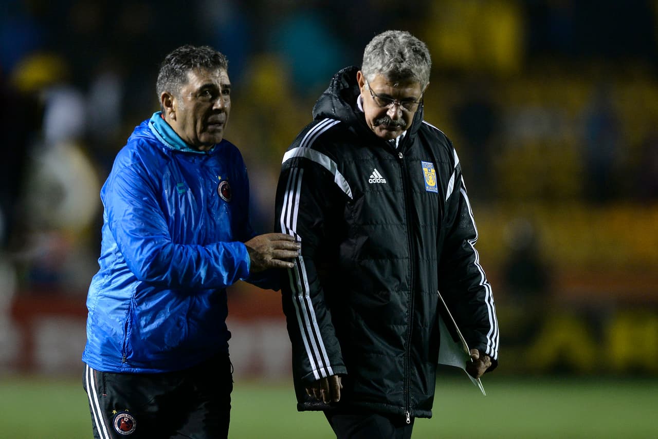 Ricardo Ferretti ha sido elegido cuatro veces el Mejor Técnico de la Liga MX y le fue entregado el Balón de Oro por sus 1.000 partidos dirigidos en el torneo en 2017.