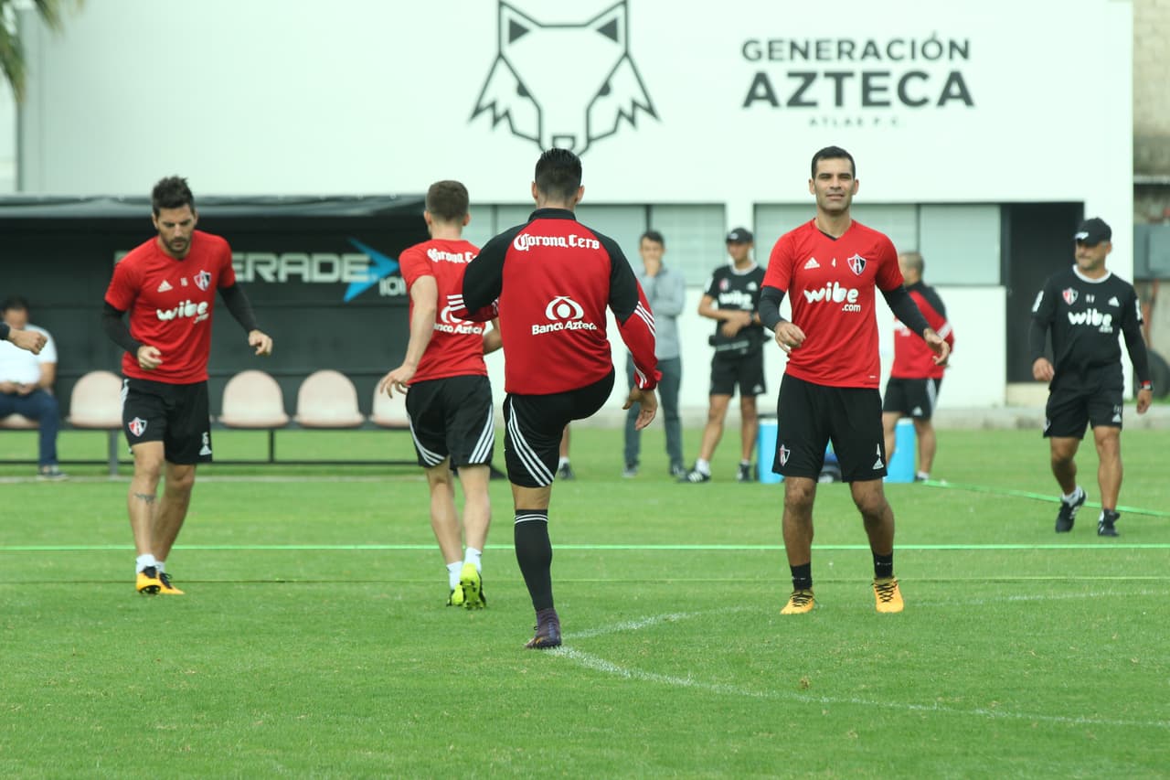 La adaptación física es uno de los principales retos del jugador si es que aspira a volver a ser convocado en México.