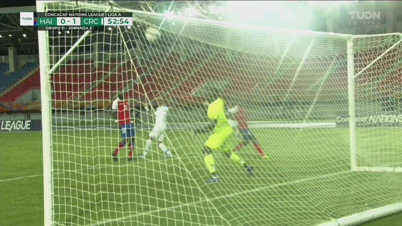 Guillermo Ortiz no perdona y anota el primero de Costa Rica