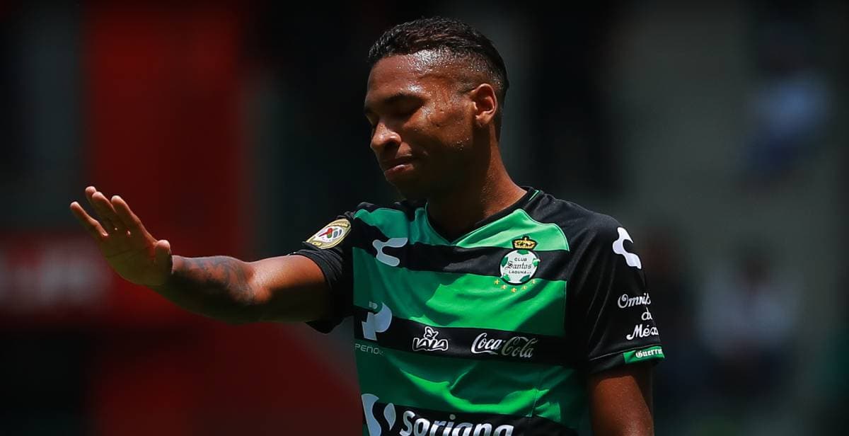 Ayrton Preciado "nunca he pensado en dejar al club" Santos