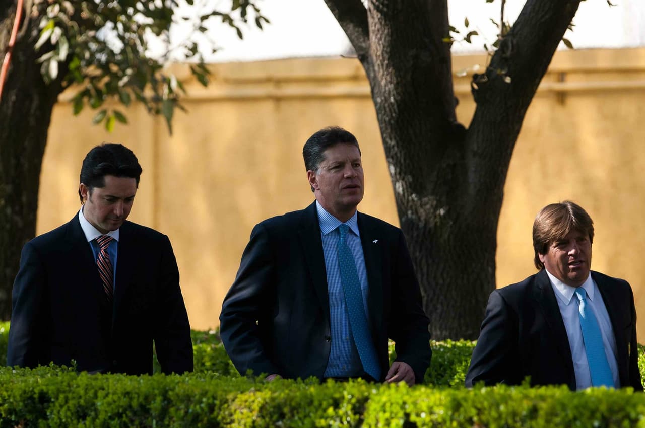 A los pocos días de haber asumido su cargo como presidente deportivo, en noviembre de 2011, Ricardo Peláez se llevó a Miguel Herrera para que dirigiera al equipo. Una dupla que daría frutos más tarde que nunca.