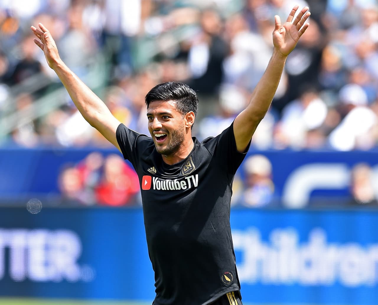 Bradley a Carlos Vela: "Messi está un poco por arriba de ti, tú puedes ser tan bueno como él"