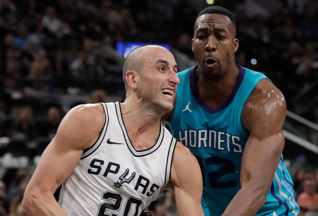 Sin embargo, Manu volvió y ahora contra Hornets llega a un nuevo registro, en un partido en el que el argentino tuvo 10 puntos en 27 minutos de acción.