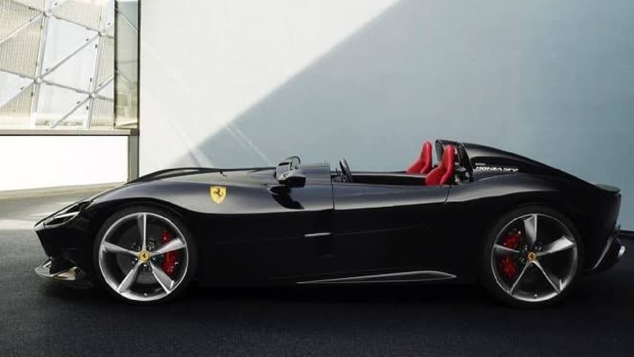 Es un bólido exclusivo, no es para cualquiera; sólo existen 500 modelos similares en todo el mundo.