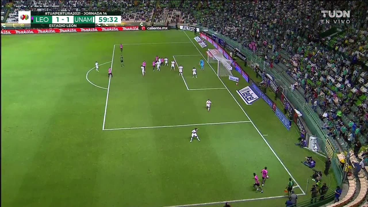 ¡TIRO ATAJADO! disparo por Jaine Barreiro.