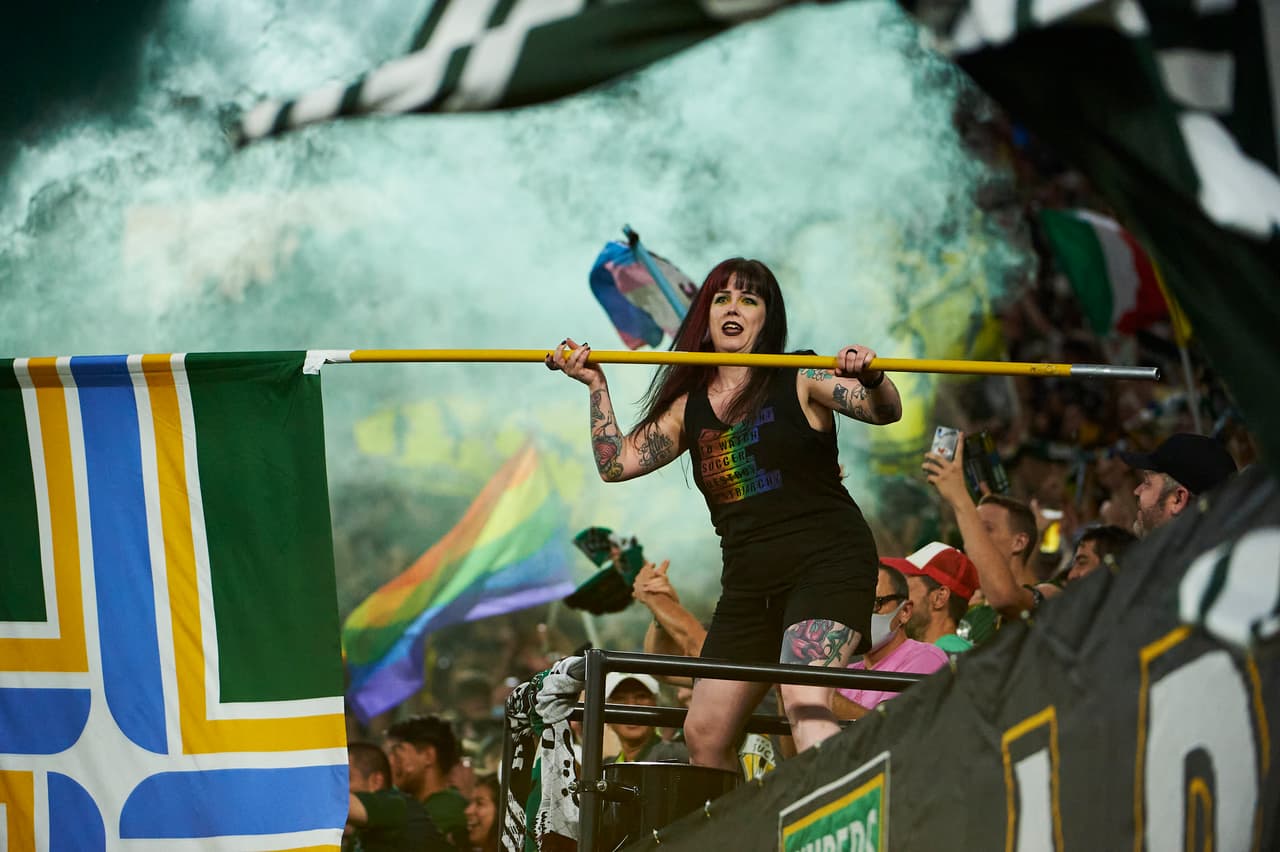 La pasión de los aficionados volvió a estar presente este fin de semana en MLS.
<br>