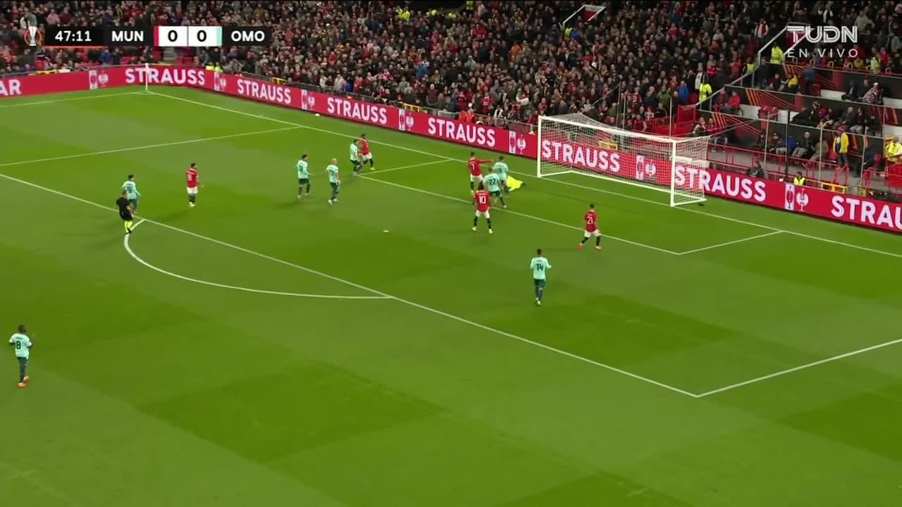 ¡TIRO ATAJADO! disparo por Fred.