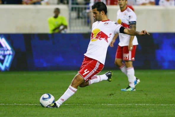 RAFAEL MÁRQUEZ – Tuvo un desafortunado paso por los Red Bulls, pero demostró que sigue vigente en sus posteriores aventuras. Su clase, experiencia y liderazgo en defensa ayudarían muchísimo a la coladera del odiado vecino taurino: New York City FC. Su ego encajaría perfecto en el vestidor.