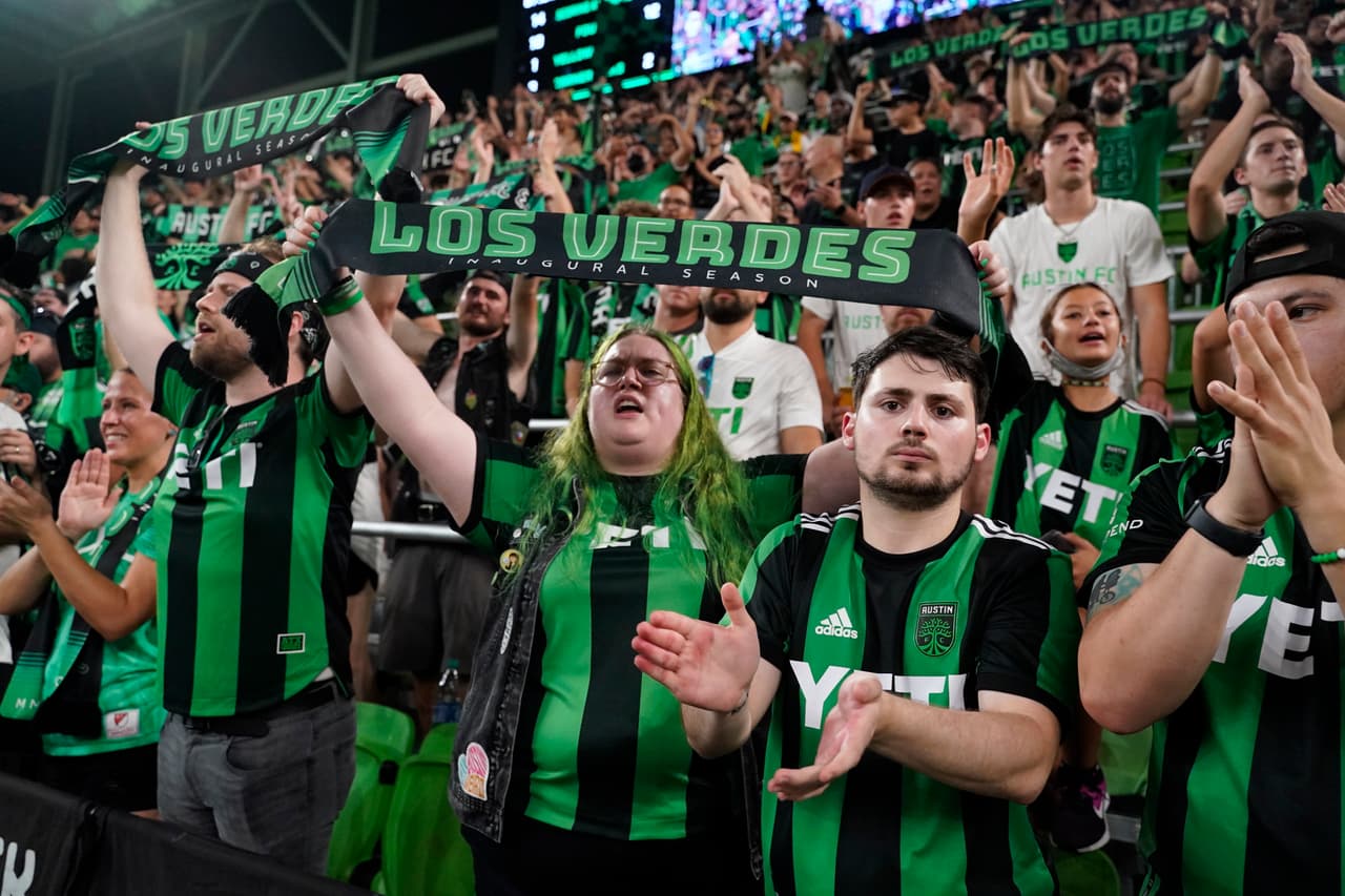Alivio en el Q2 Stadium. Después de varios partidos sin ganar, Austin FC se impuso por 3-2 a Houston Dynamo en esta nueva rivalidad texana.