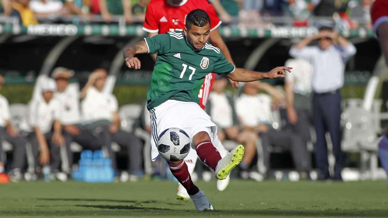 Los que aprobaron y los que reprobaron del Tri en el examen ante Gales