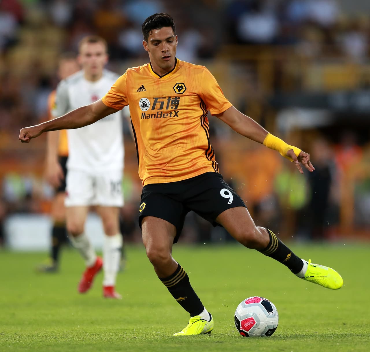 Sus tres equipos en el extranjero: Atlético de Madrid (España) Benfica (Portugal), Wolverhampton (Inglaterra)
<br>