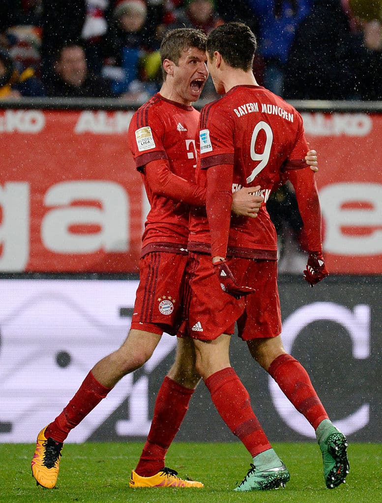 Thomas Müller y Robert Lewandowski son los jugadores que han estado involucrados en la mayor cantidad de xG para su equipo. De los 10 mejores de la competencia hasta este punto, los dos jugadores del Bayern y Antoine Griezmann del Atlético de Madrid son los únicos que han llegado a esta etapa.