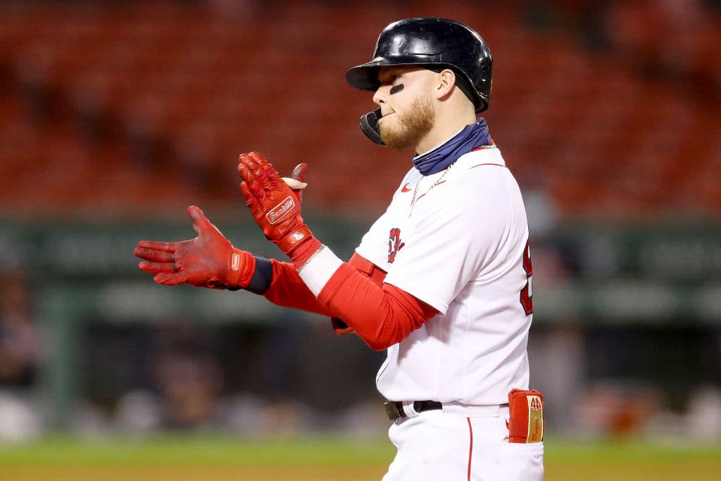 Luis Urías y Verdugo pegan par de hits con Brewers y Red Sox