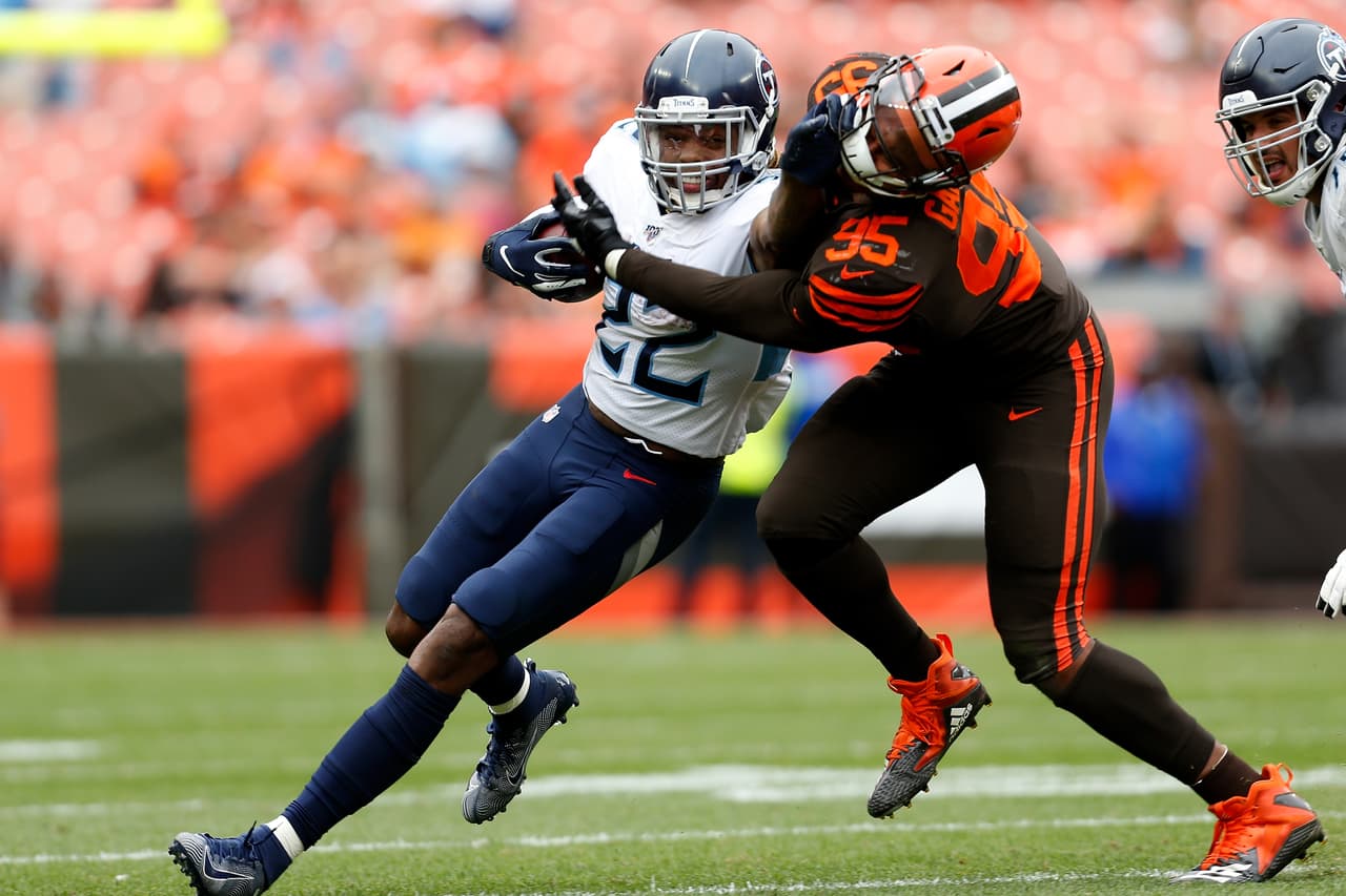 Derrick Henry #22 fue de lo más destacado para los Tennessee Titans en el gran triunfo por 43-13 sobre los Cleveland Browns.