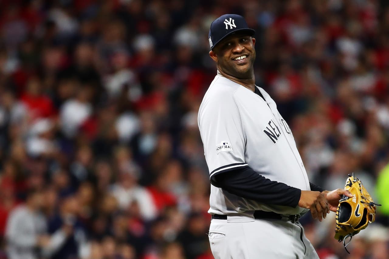 CC Sabathia abrió el juego por los Mulos de Manhattan. Trabajó 4.2 entradas en las que permitió par de carreras limpias y ponchó a 9 enemigos
