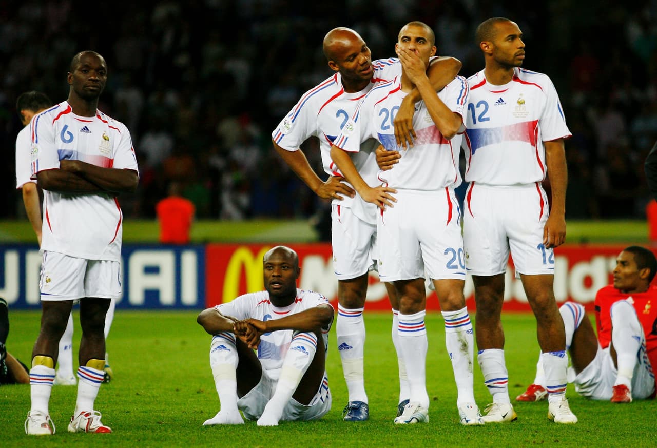 Desgraciadamente para la causa de 'Les Bleus' la suerte no los acomañó en aquella oportunidad y terminaron sucumbiendo por 5-3 en los penaltis tras prevalecer empate de 1-1 esa ocasión.