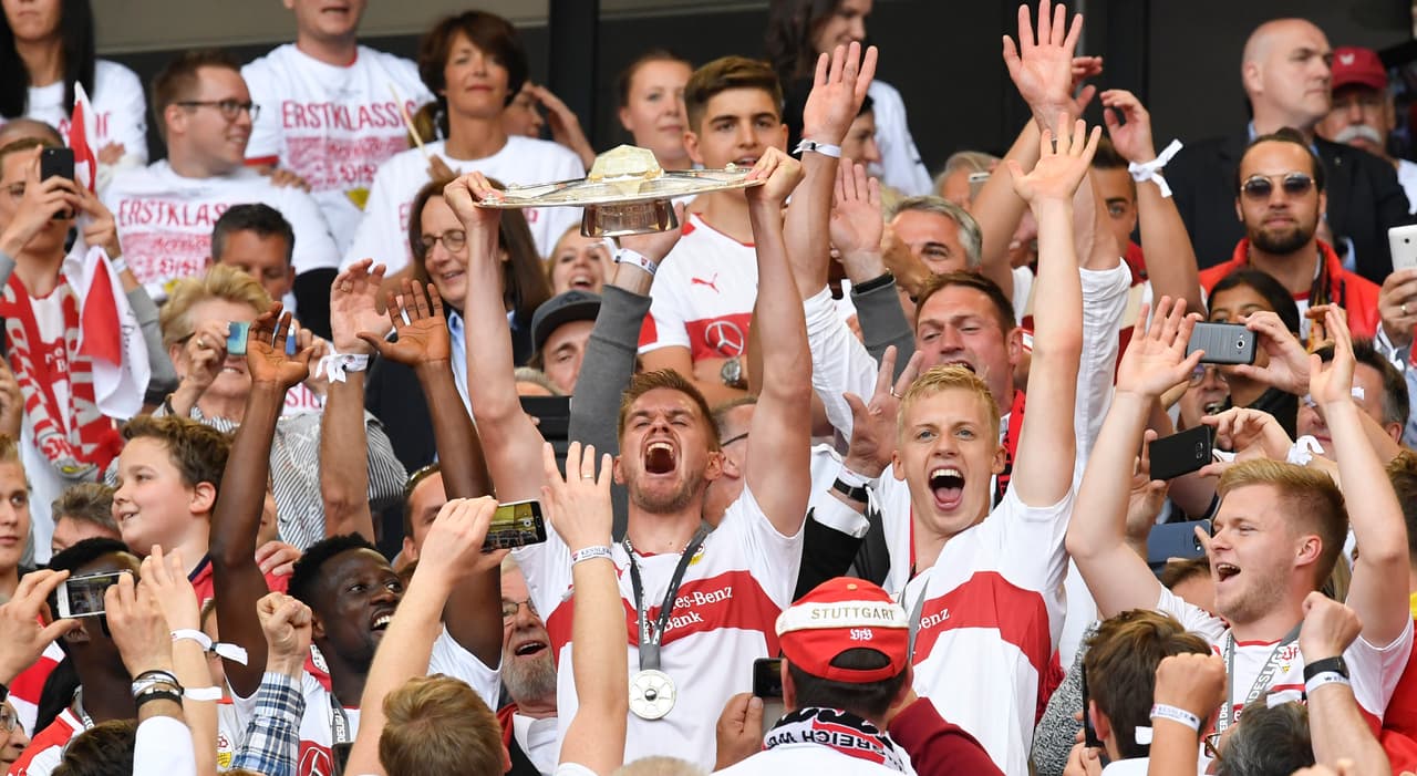 Bundesliga - En Alemania también hubo un regreso rápido por parte del Stuttgart, que además quedó campeón de la Bundesliga 2 con 69 puntos.