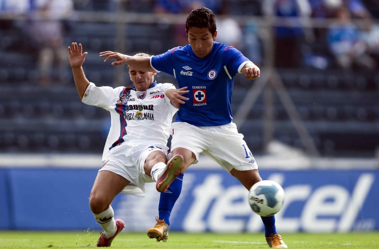 Actualmente el mexicano milita en el futbol guatemalteco, en el Deportivo San Pedro, donde se ha consagrado como la gran figura del equipo.