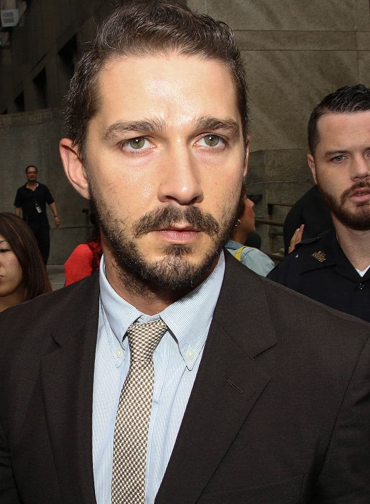 Fury (2014) - Abril de 1945, la guerra está a punto de acabar.
<br>