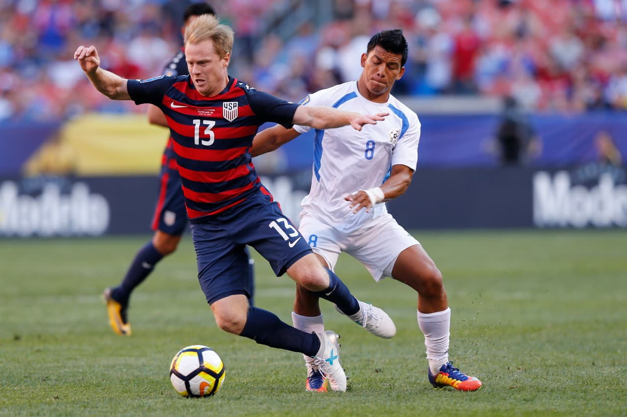 El juego en la primera mitad terminó con el 1-0 a favor del Team USA, pero en el segundo las emociones no acabarían.