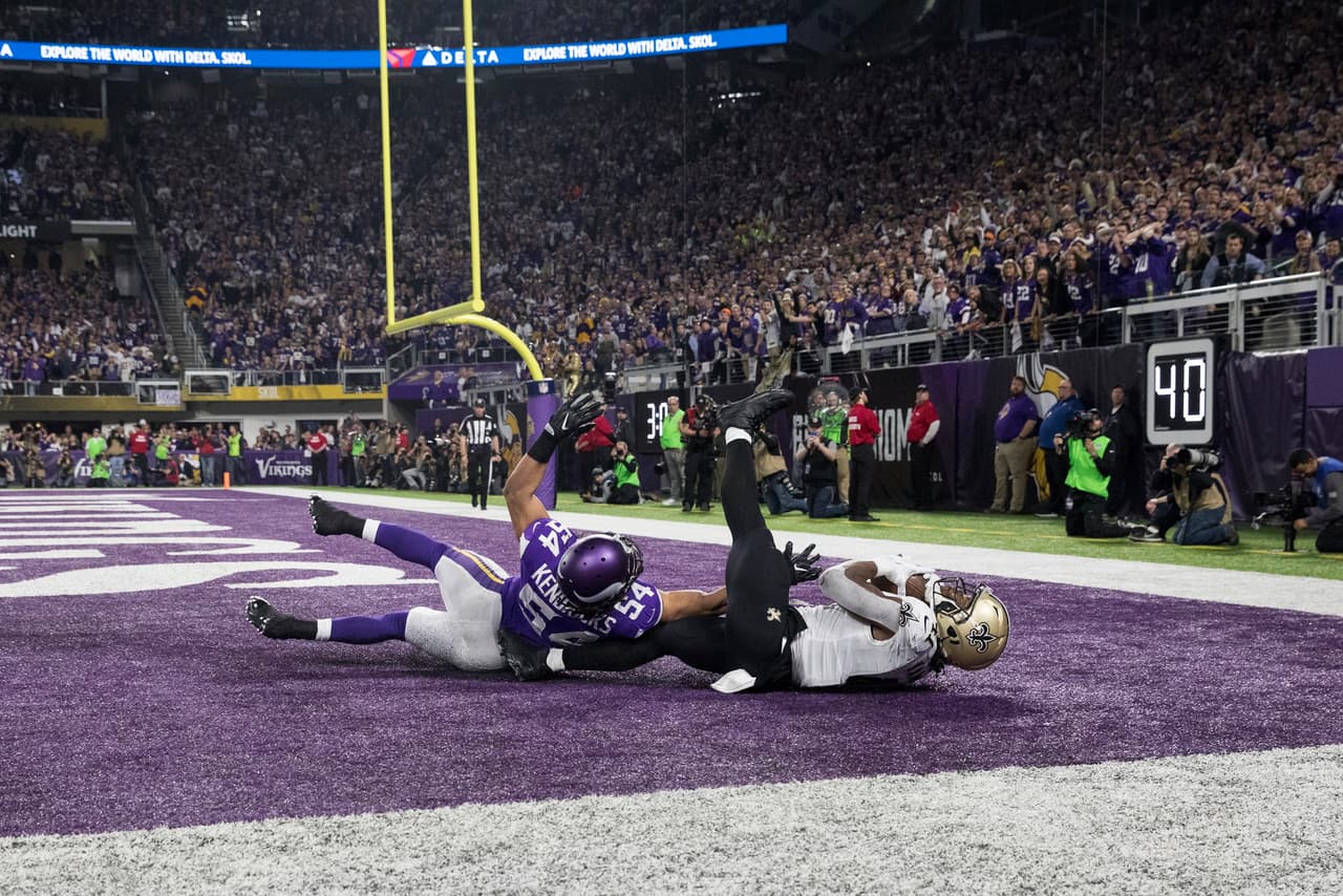 Alvin Kamara tuvo 4 recepciones para 62 yardas y una anotación. Además, por la vía terrestre aportó 43 yardas en 11 jugadas.