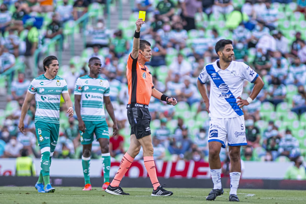 Erick Yair Miranda le perdonó una tarjeta roja a Diego de Buen en el primer tiempo.