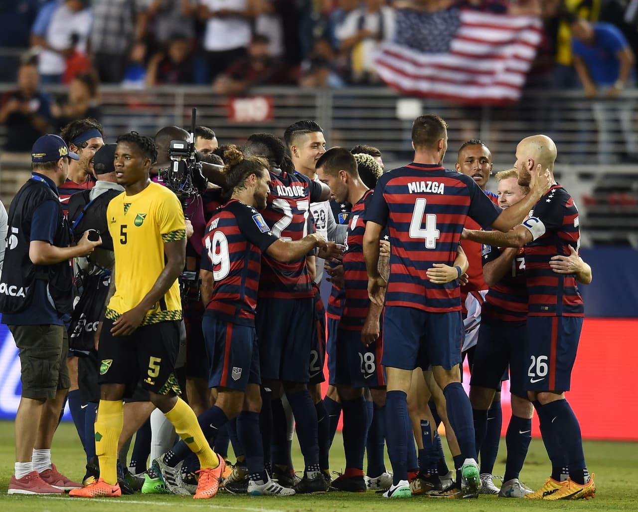 A pesar de sólo jugar 3 partidos, Michael Bradley fue nombrado el mejor jugador del torneo.
