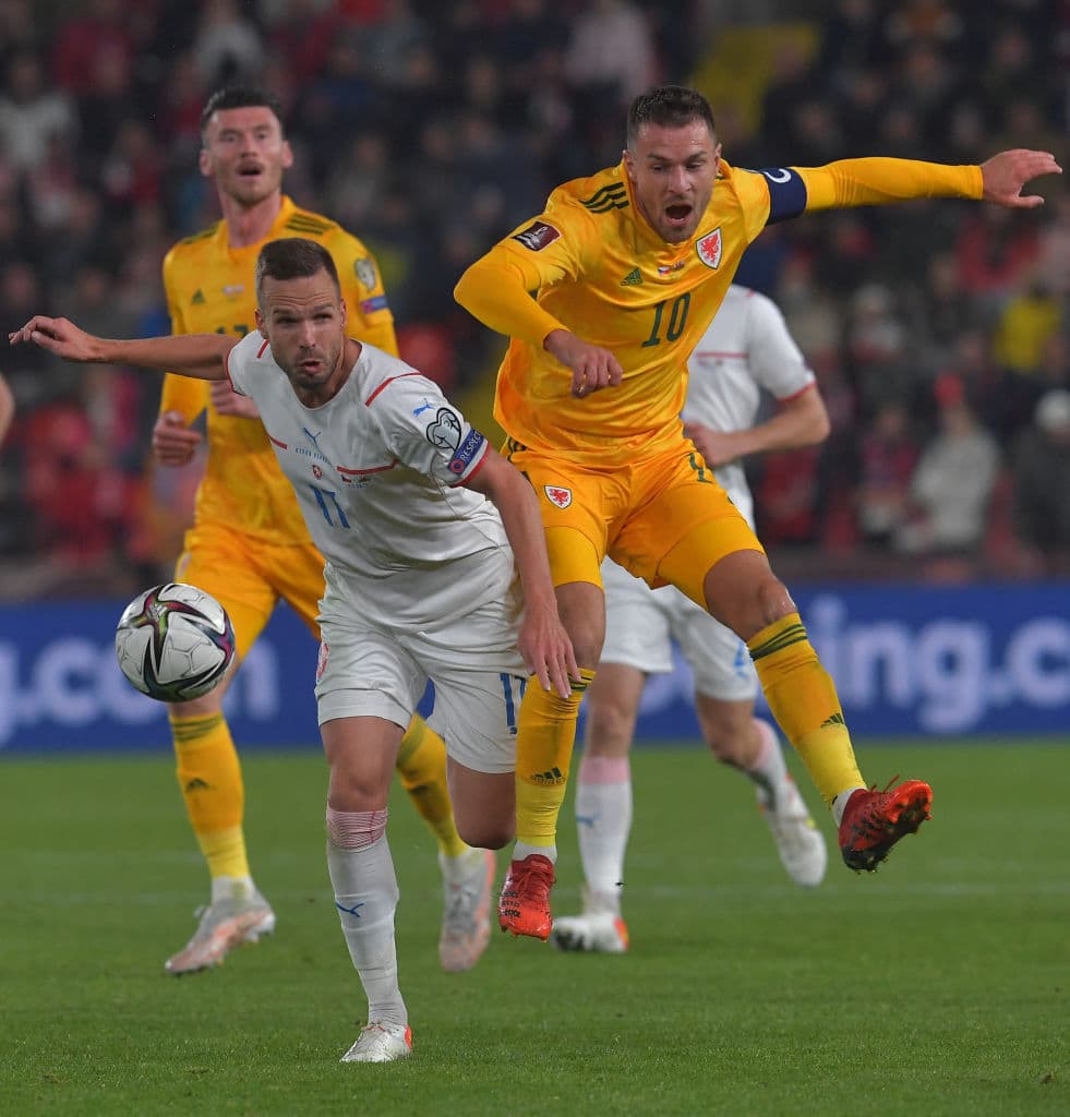 Croacia golea 0-3 en su visit a Chipre, Rusia vence en casa 1-0 a Eslovaquia y tenemos doble empate en el Republica Checa vs Gales (2-2) y en el Turquía Noruega (1-1).