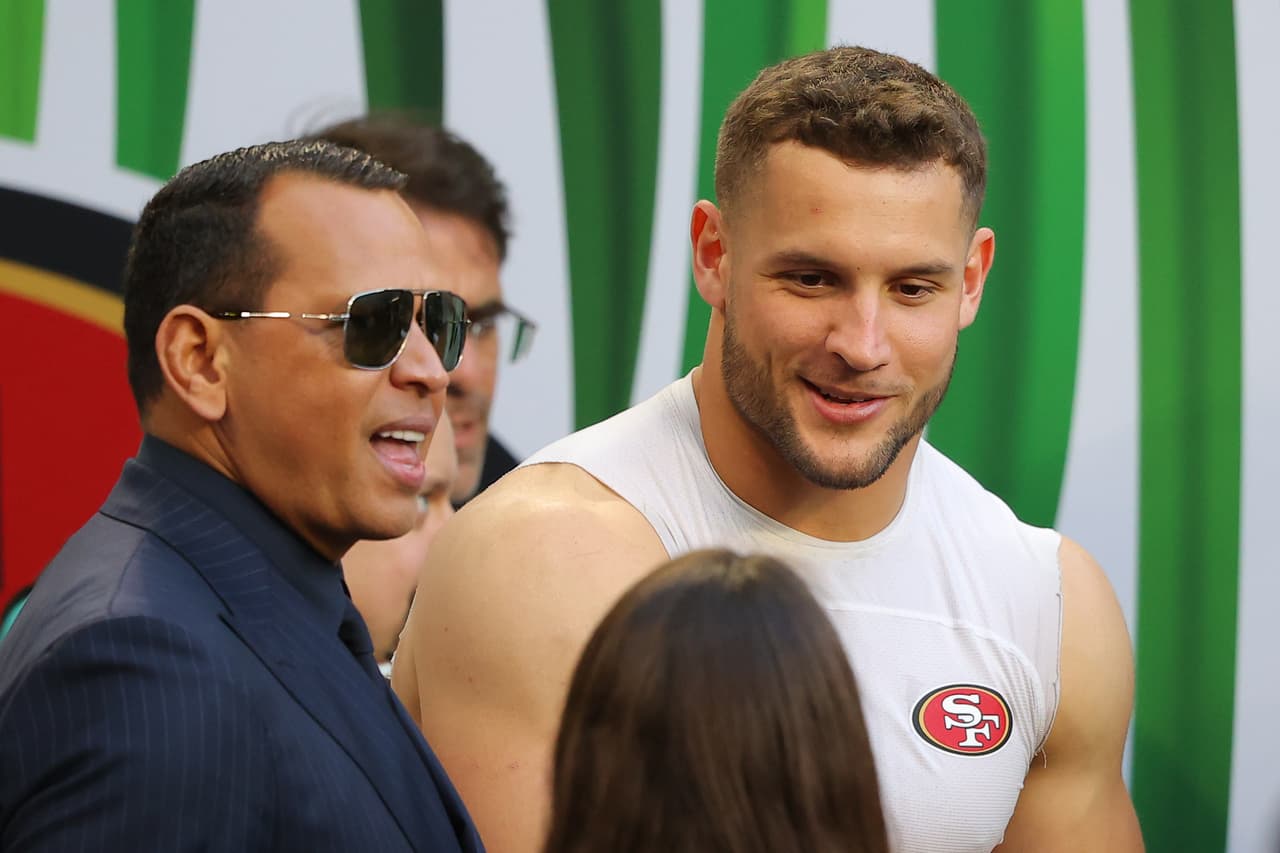 Alex Rodriguez y Nick Bosa