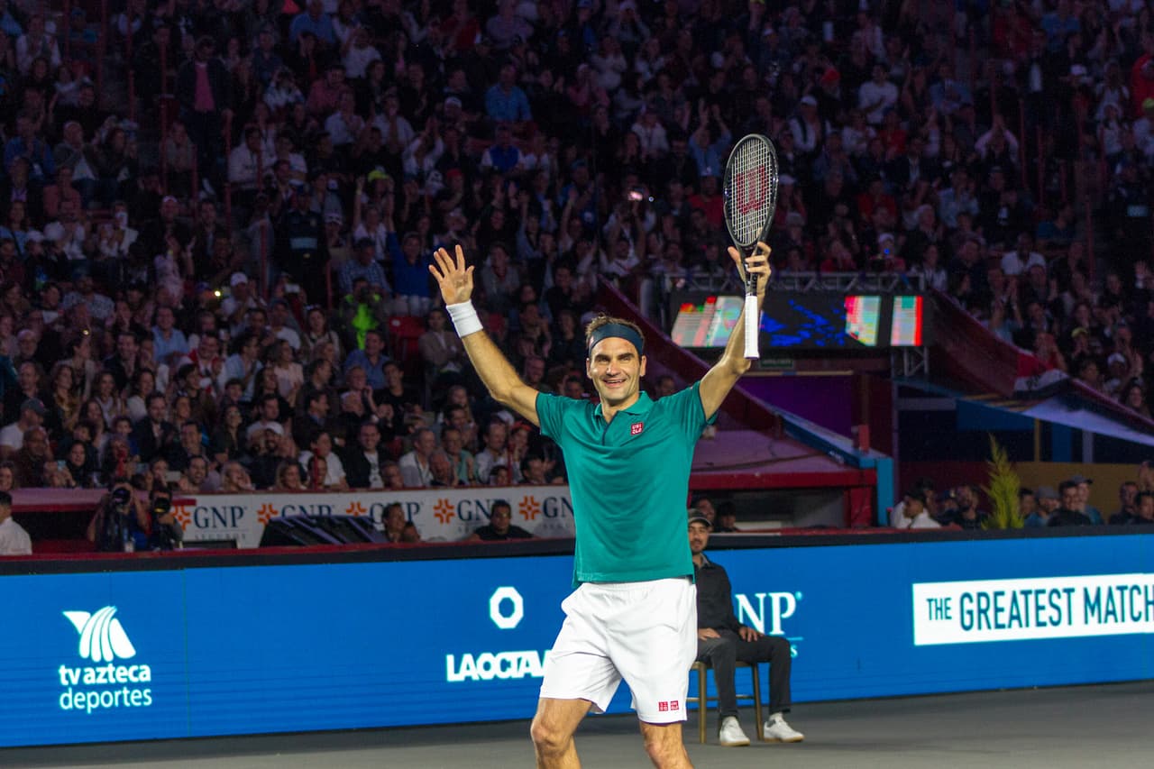 Federer y Zverev rompen récord de asistencia en la Plaza México