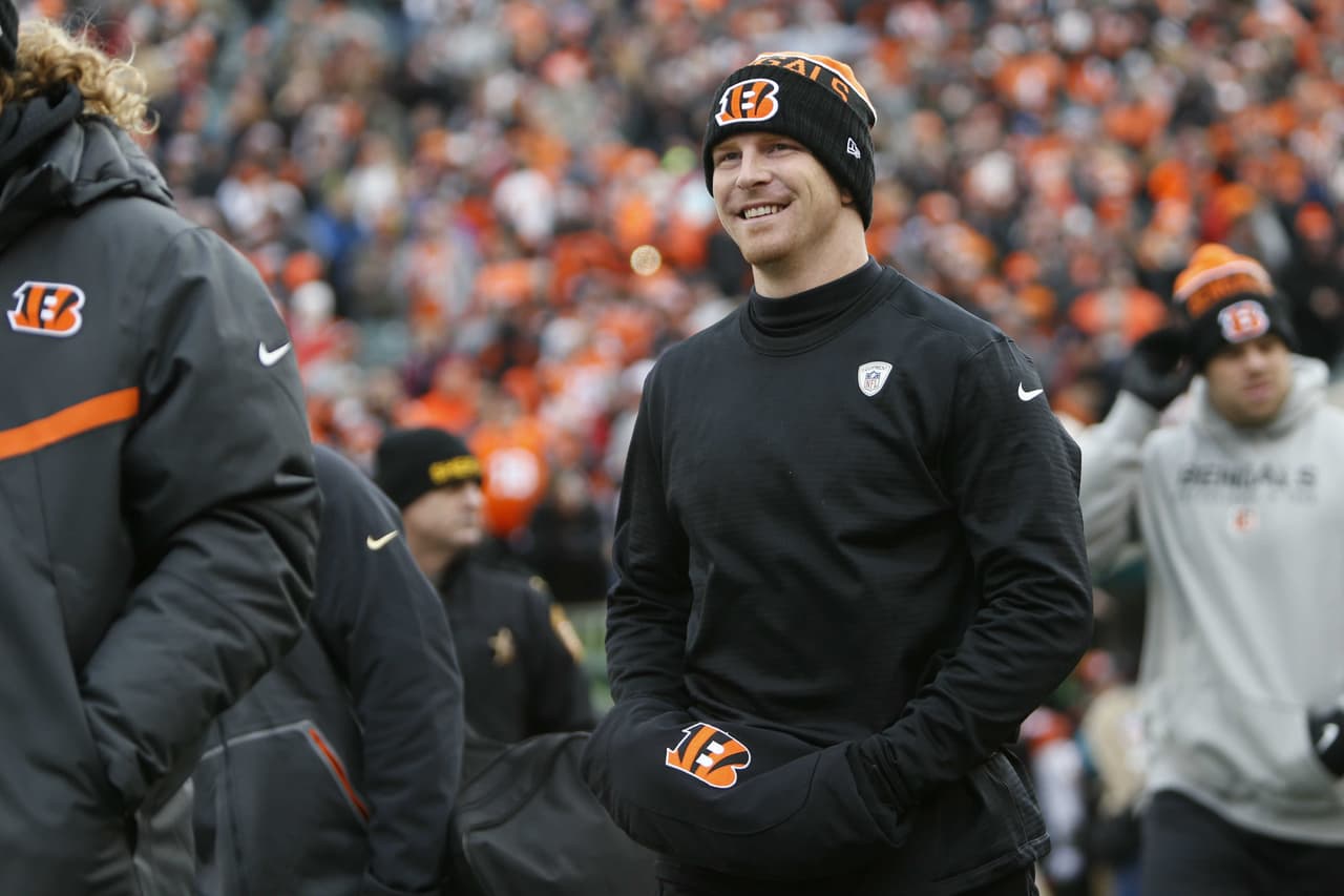 Le retiraron el yeso de la mano derecha a Andy Dalton