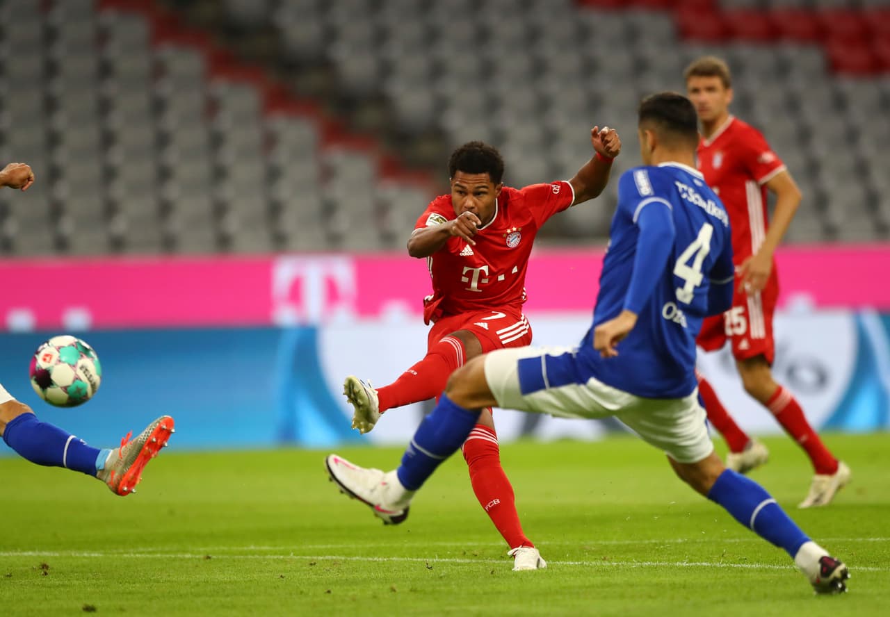 Serge Gnabry (4’) con un firme golpe de autoridad, marcó el primero para Bayern.