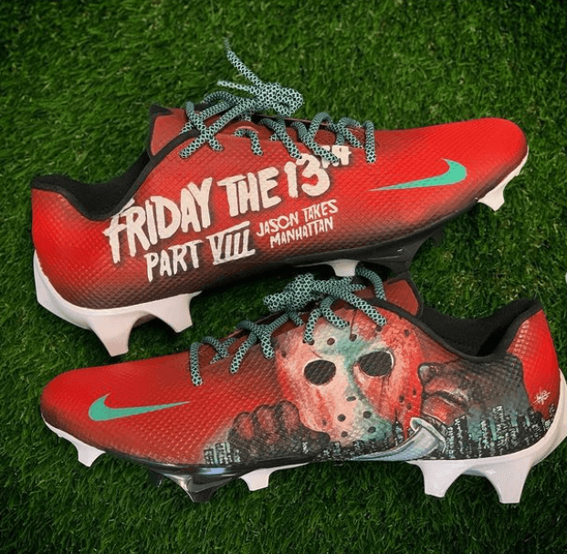 También está Marcus Rivero.