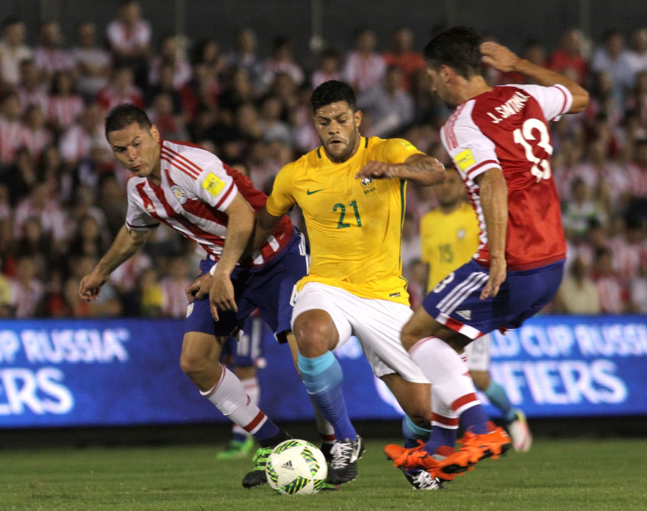 Brasil vs. Paraguay (28 de Marzo)
<br>Con una victoria ante los paraguayos podría casi asegurarles un boleto para Rusia 2018, y dejar a su rival lejos del mundial.