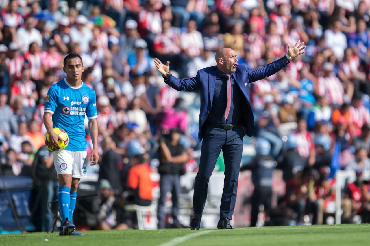 Perdiendo la cabeza con el árbitro luego de un error arbitral.