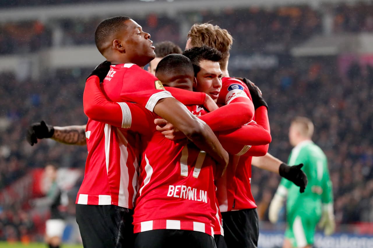 Lozano volvió a anotar después de salir en blanco en el último juego contra el Emmen.