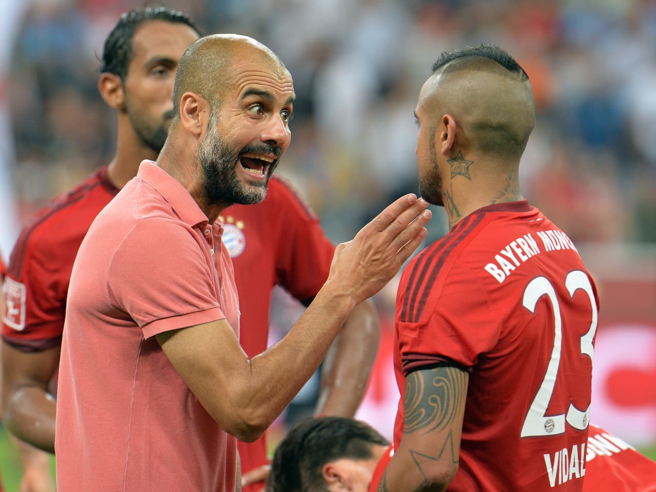 En el Bayern niegan problemas entre Vidal y Guardiola
