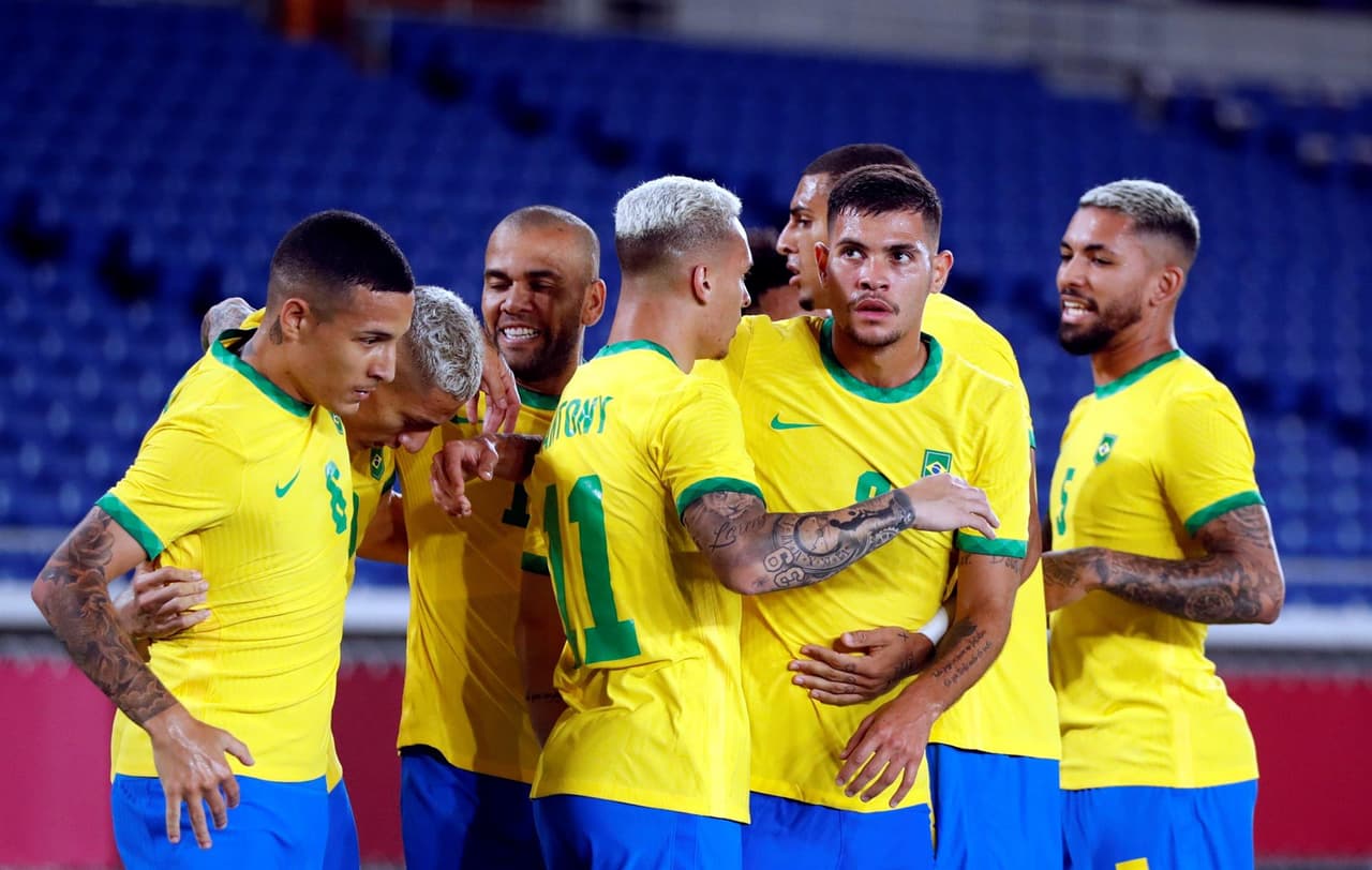 Brasil logró imponerse 4-2 ante una Alemania que no dejó de luchar hasta el último minuto en su debut dentro del Grupo D en los JO de Tokyo 2020. Richarlison se luce esta tarde, pues anotól hat-trick y Paulinho el último tanto al 90+4 , mientras que por la 'Mannschaft', Amiri y Ache sumaron dos goles.