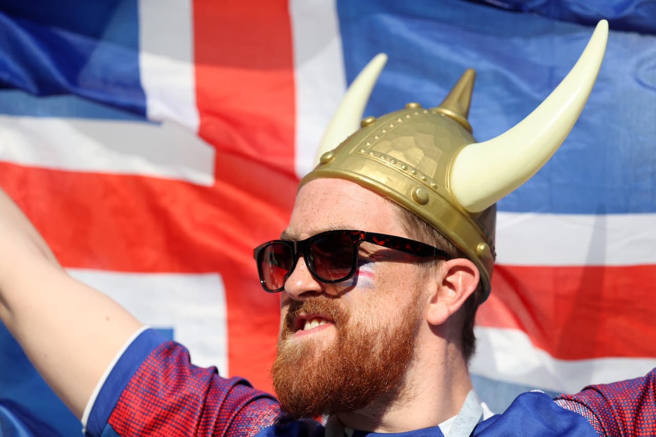 La cultura vikinga de Islandia y el colorido africano de Nigeria quedaron expuestos en la alegría de sus hinchas en medio del partido de ambos países por el grupo D del Mundial de Rusia 2018.