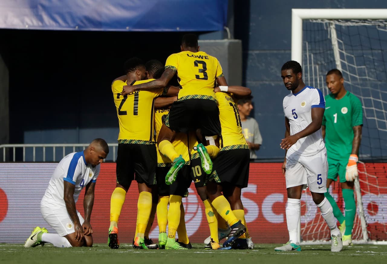 Tras una asistencia de Kemar Lawrence, Mattocks disparó desde centro del área al ángulo superior izquierdo.