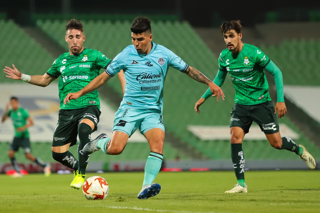 Con goles de Fernando Gorriarán, Josecarlos van Rankin y doblete de Hugo Rodríguez, Los Guerreros aplasstan a Mazatlán en casa.