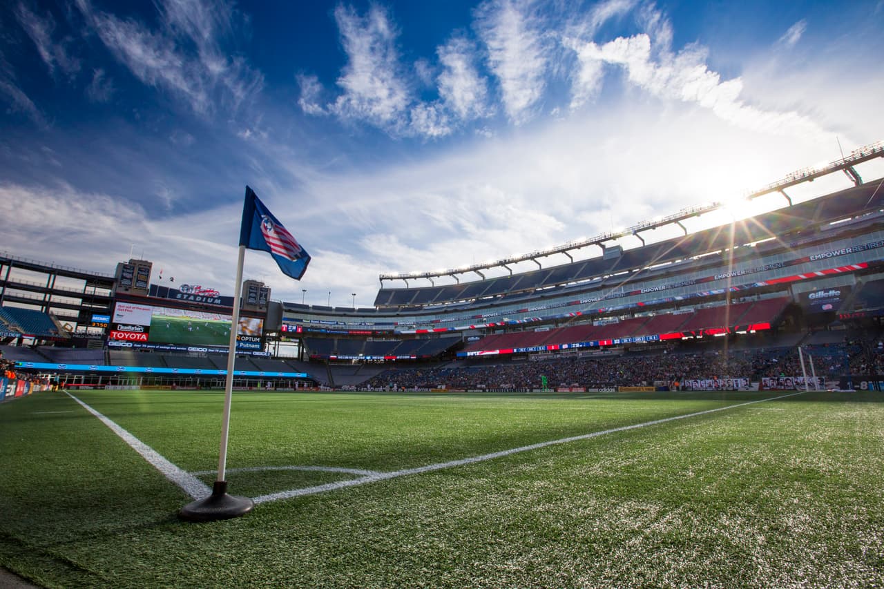 New England Revolution juega sus partidos en Foxborough, Massachusetts, en el Gillette Stadium, casa de los New England Patriots.