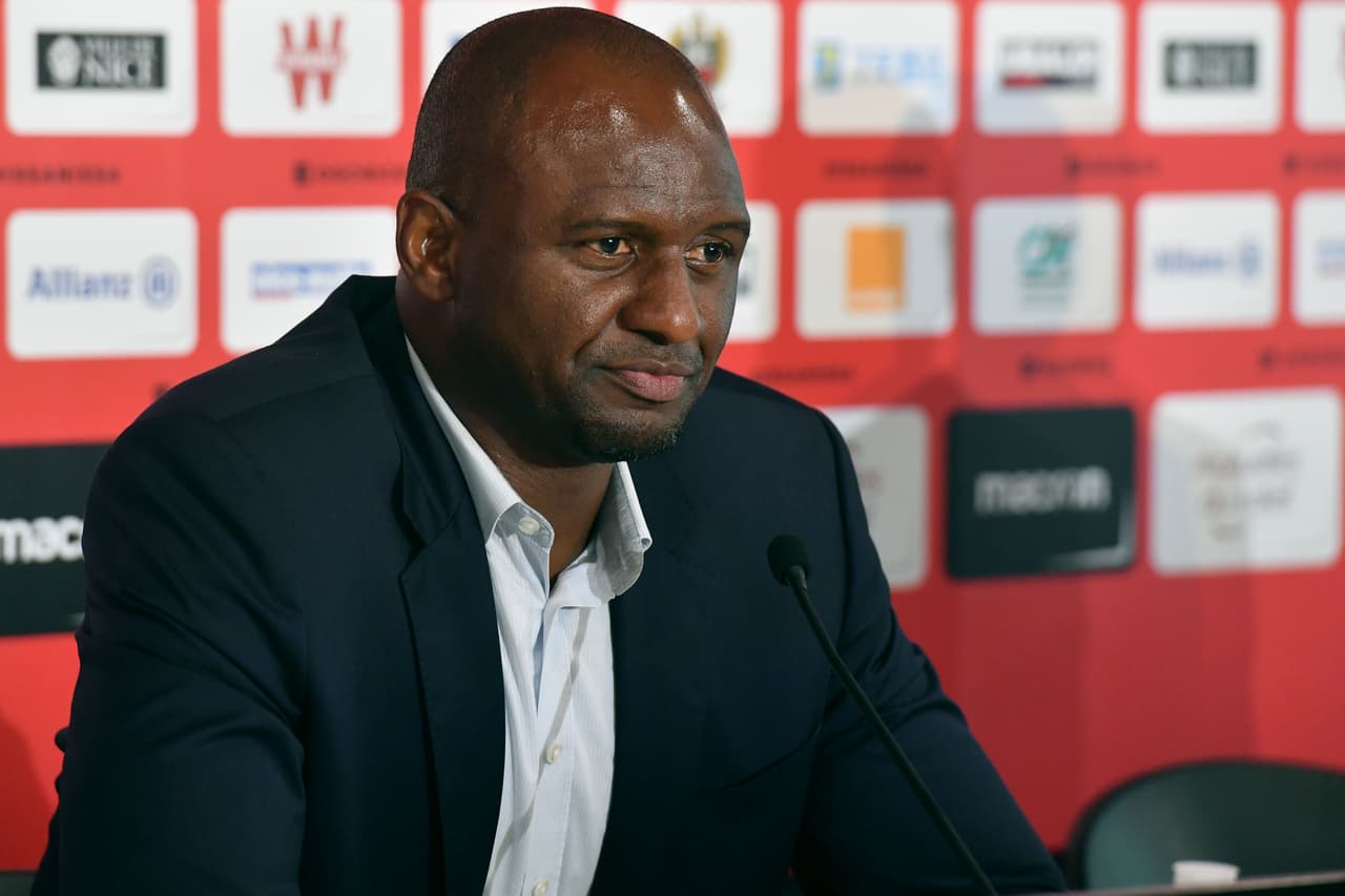Patrick Vieira, la torre es el técnico del Nice, donde espera pelear la parte media de la tabla e ingresar a alguna copa europea.